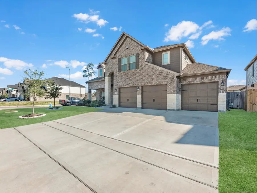 2822 Knotty Forest Drive, Spring, TX 77373 - Image #2