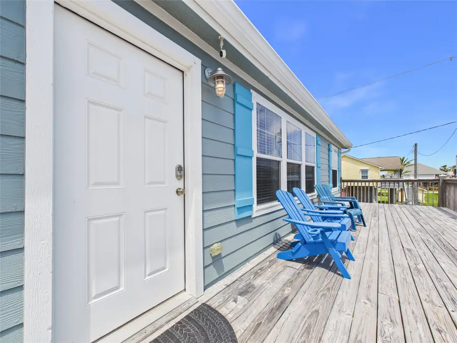 905 Meynig Drive, Crystal Beach, TX 77650 - #3