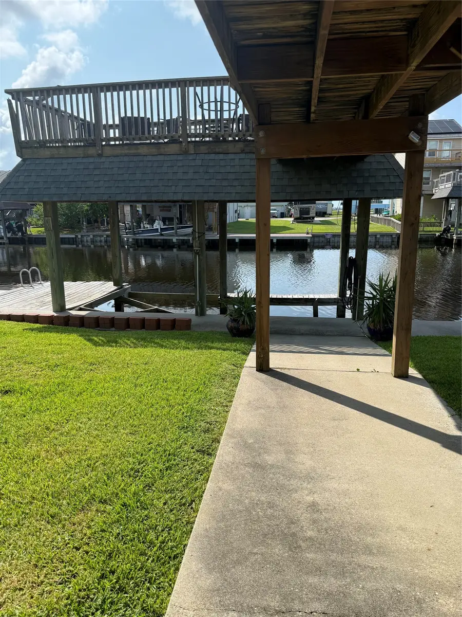 1075 Redfish Street, Bayou Vista, TX 77563 - #2