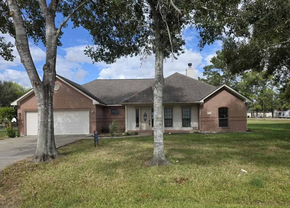 6006 7th Street, Danbury, TX 77534 - Image #1