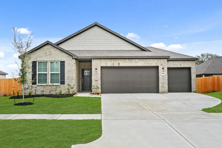 1211 Avenue M, Bay City, TX 77414 - #2