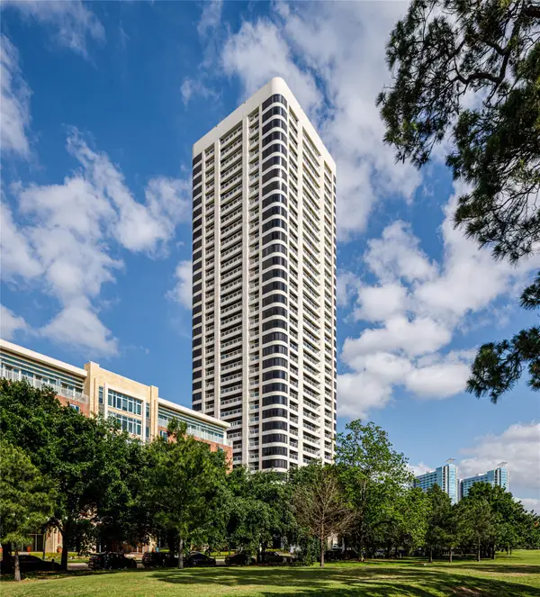 1701 Hermann Drive #21F, Houston, TX 77004