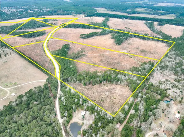 1B Hardin Hideout Rd, Moscow, TX 75960