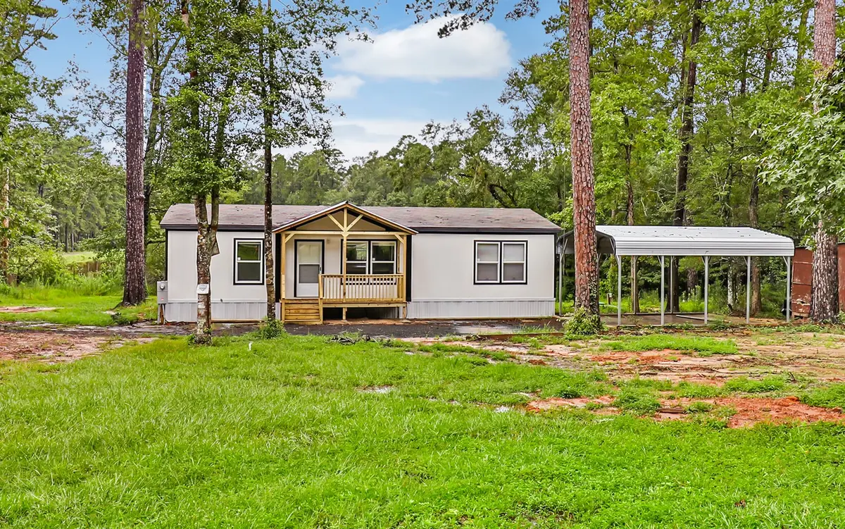 732 Lake Camelot Circle, Ivanhoe, TX 75979 - Image #1