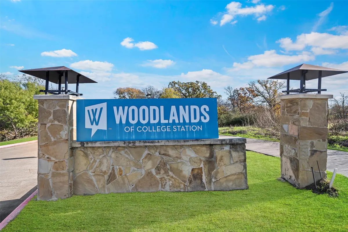 1725 Harvey Mitchell Parkway S #1534, College Station, TX 77840 - Image #1