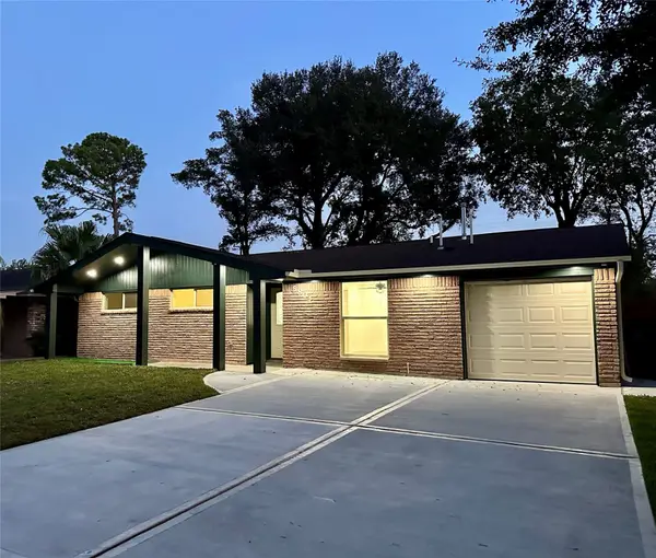 5803 E Greencraig Drive E, Houston, TX 77035