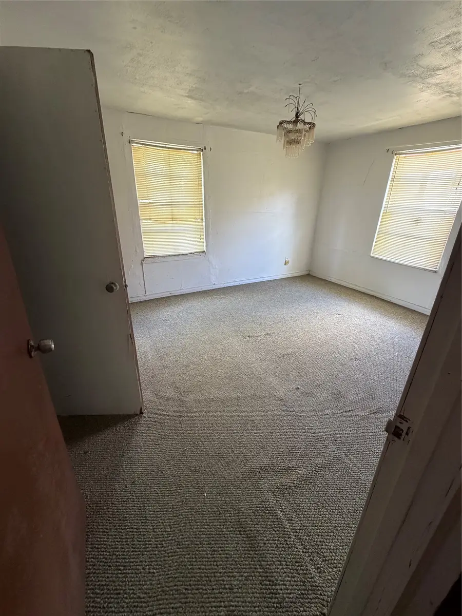 9422 Coffee Street, Houston, TX 77033 - #3