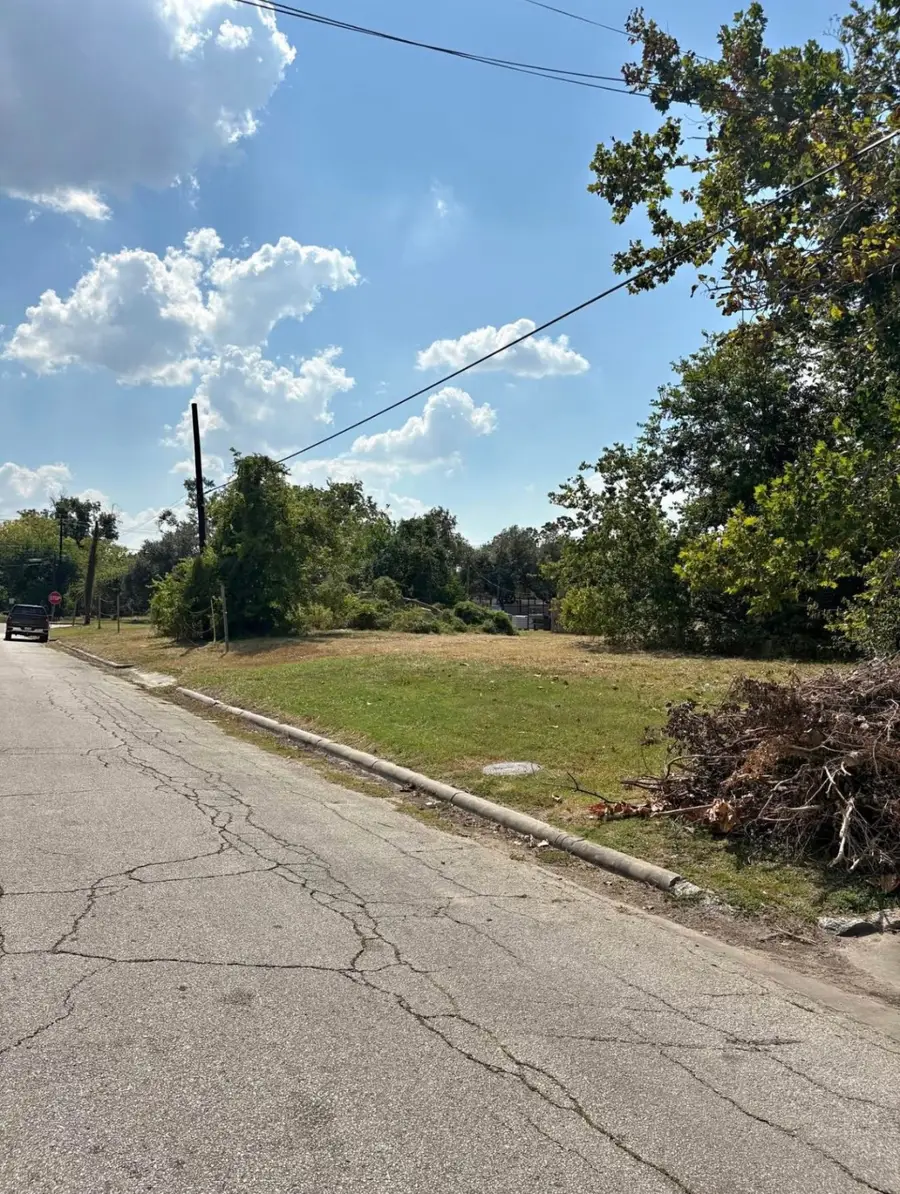 0000 Cavalcade Street, Houston, TX 77026 - Image #2