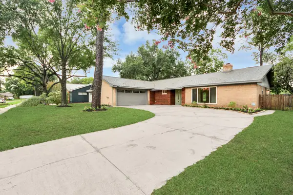 7527 Brush Wood Drive, Houston, TX 77088