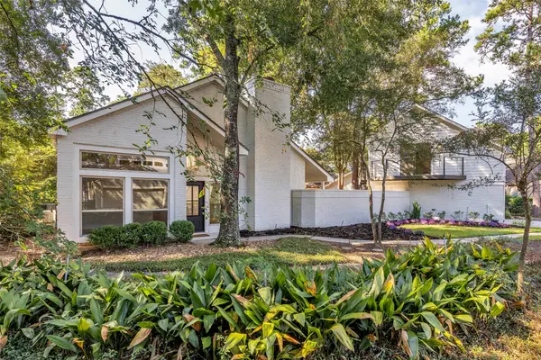 4 N Autumnwood Way, The Woodlands, TX 77380