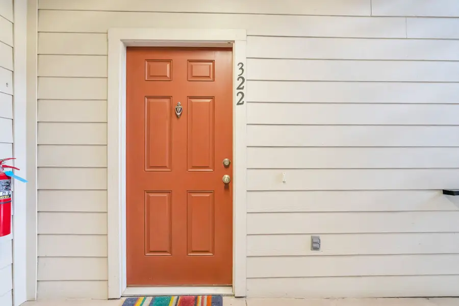 6607 Lake Woodlands Drive #322, The Woodlands, TX 77382 - Image #3