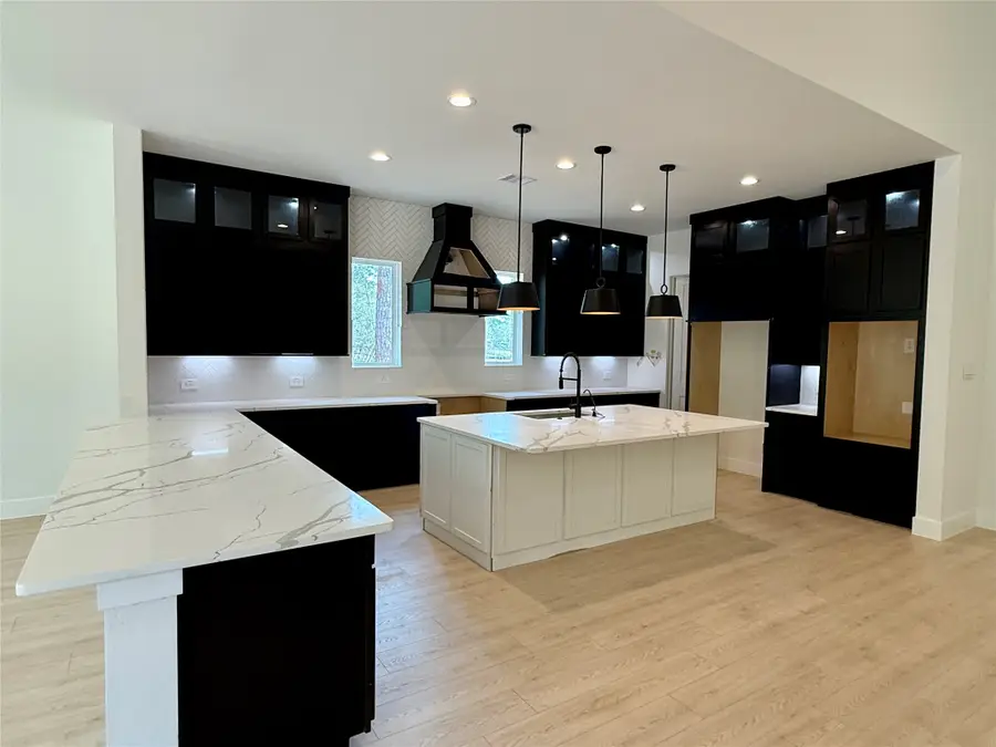 358 Louvenia Court, Pinehurst, TX 77362 - #3