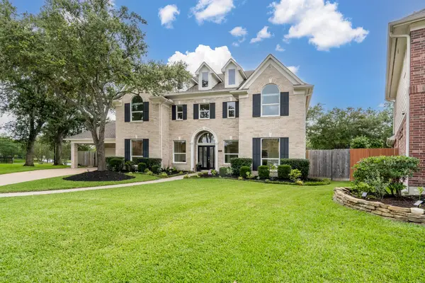 15903 Lake Loop Drive, Cypress, TX 77433