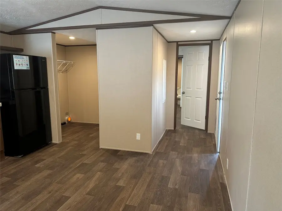 23197 W Addison Street, San Antonio, TX 78264 - Image #2