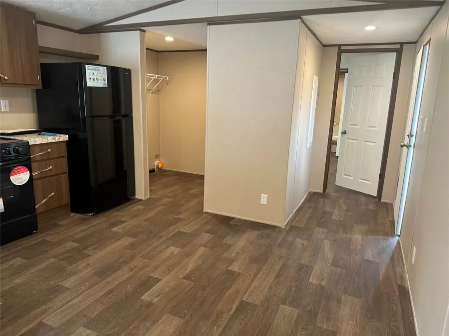 23197 W Addison Street, San Antonio, TX 78264 - Image #3