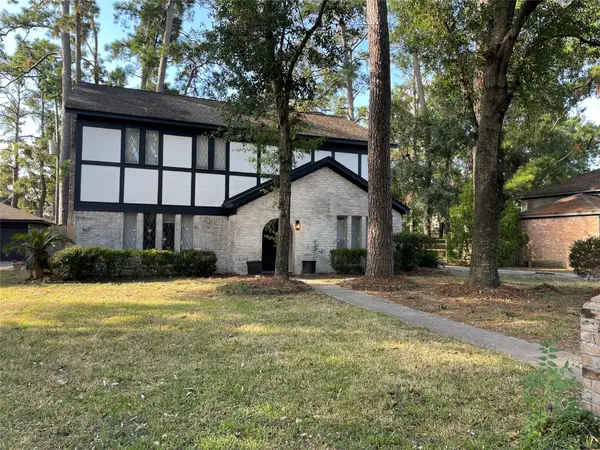 5715 Pinewood Springs Drive, Houston, TX 77066