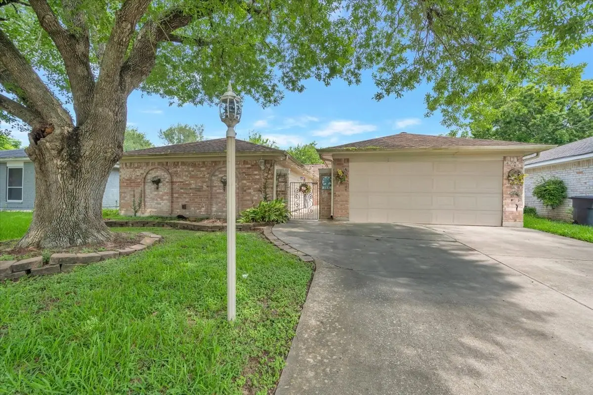 855 Silverpines Road, Houston, TX 77062 - #1