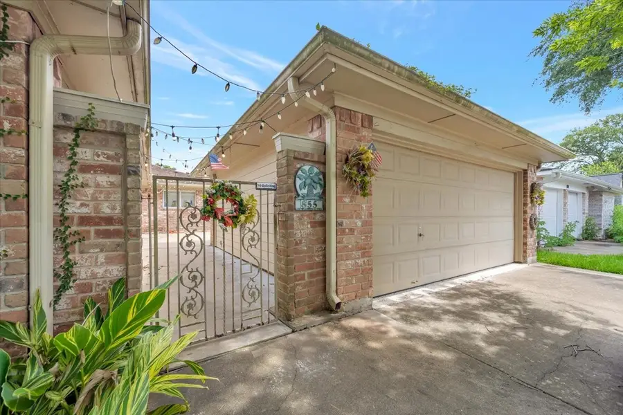 855 Silverpines Road, Houston, TX 77062 - #3