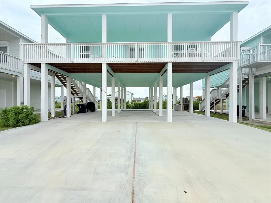 195 Paradise Drive, Rockport, TX 78382 - #2