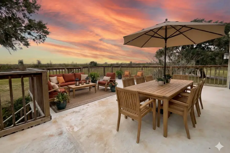 2194 Twin Lakes Boulevard, West Columbia, TX 77486 - #2