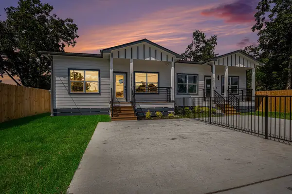 4825 Pederson Street #A and B, Houston, TX 77033
