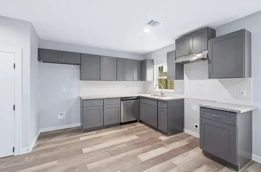 6614 Haight Street #A/B, Houston, TX 77028 - #3