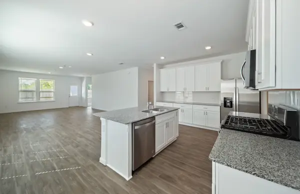 330 Smugglers Bay Lane, Crosby, TX 77532