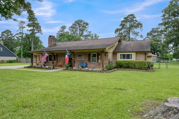 811 County Road 2267, Cleveland, TX 77327