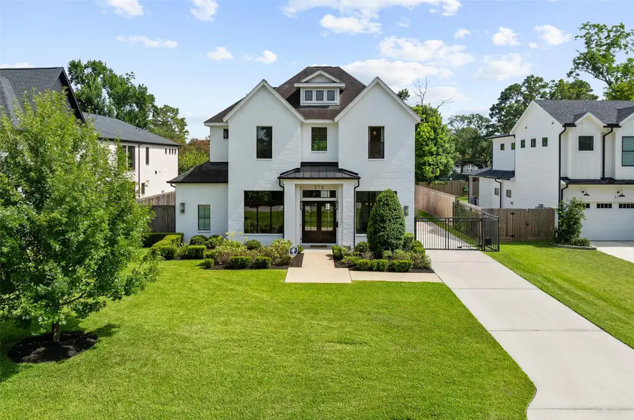 215 W 34th Street, Houston, TX 77018 - #2
