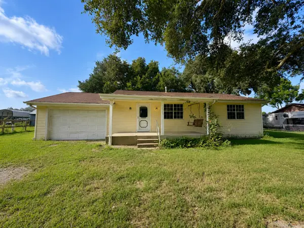 11325 32nd Street, Santa Fe, TX 77510