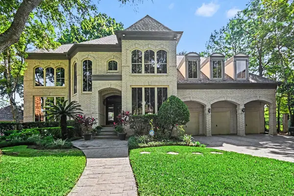 1319 Oyster Point Drive, Sugar Land, TX 77478