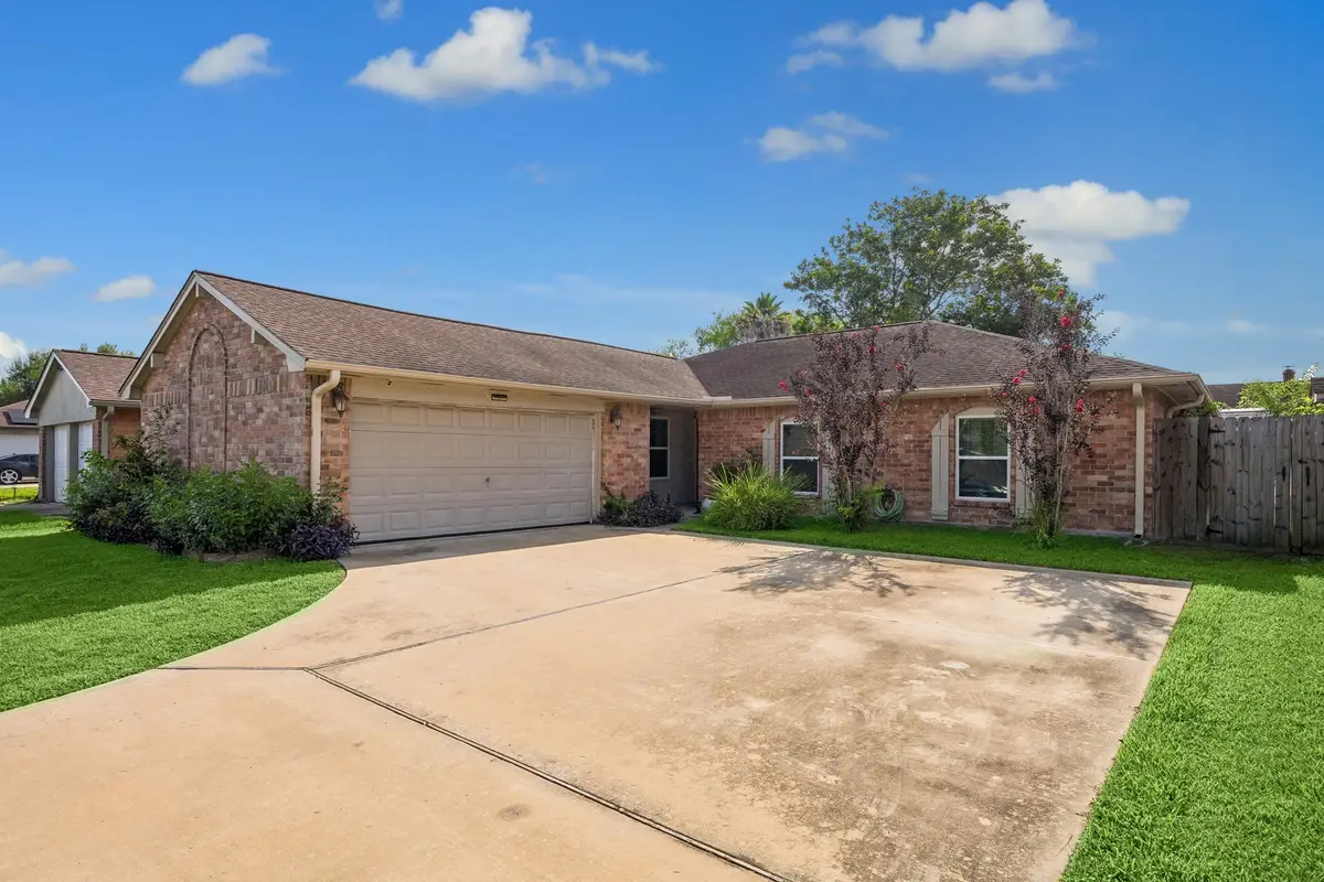 2427 Heritage Bend Drive, Webster, TX 77598 - #1