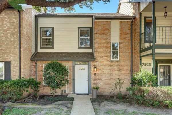7913 Ellinger Lane, Houston, TX 77040