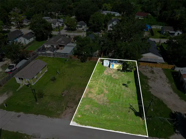 604 Maiden Lane, Richmond, TX 77469