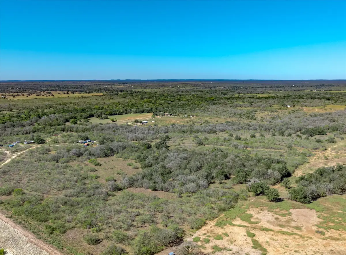 000 County Road 456, Waelder, TX 78959 - #1