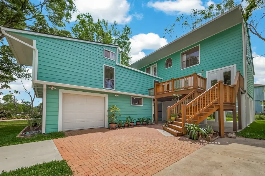 921 Ivy Road, Clear Lake Shores, TX 77565 - #3