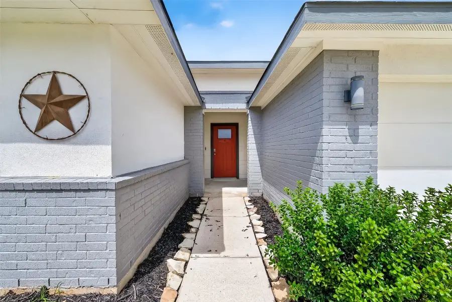 1710 Mountain Echo Drive, Richmond, TX 77469 - #2