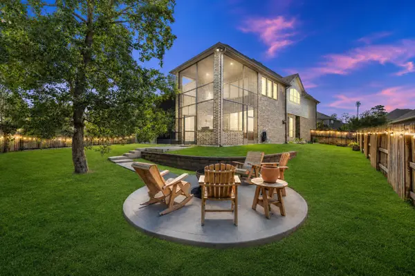 214 Reynosa Court, Pinehurst, TX 77362