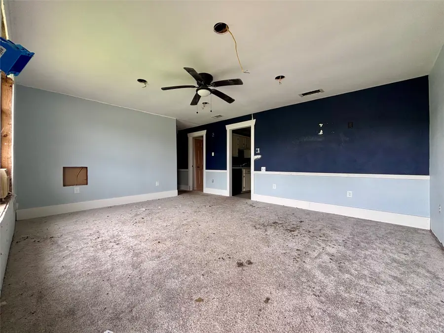 727 W 12th Street, Freeport, TX 77541 - #2
