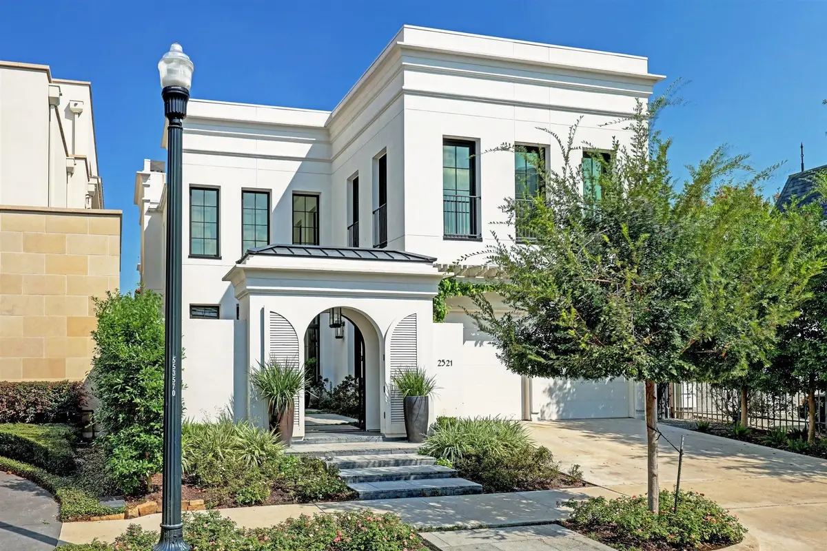 2521 Westgate Drive, Houston, TX 77019 - #1