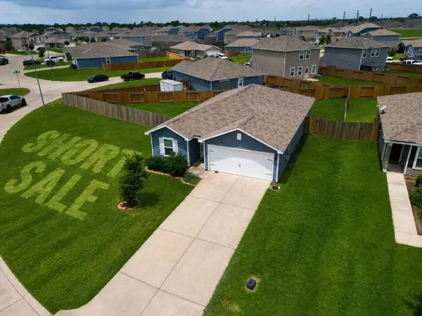 5915 Snapping Turtle Road, Baytown, TX 77523