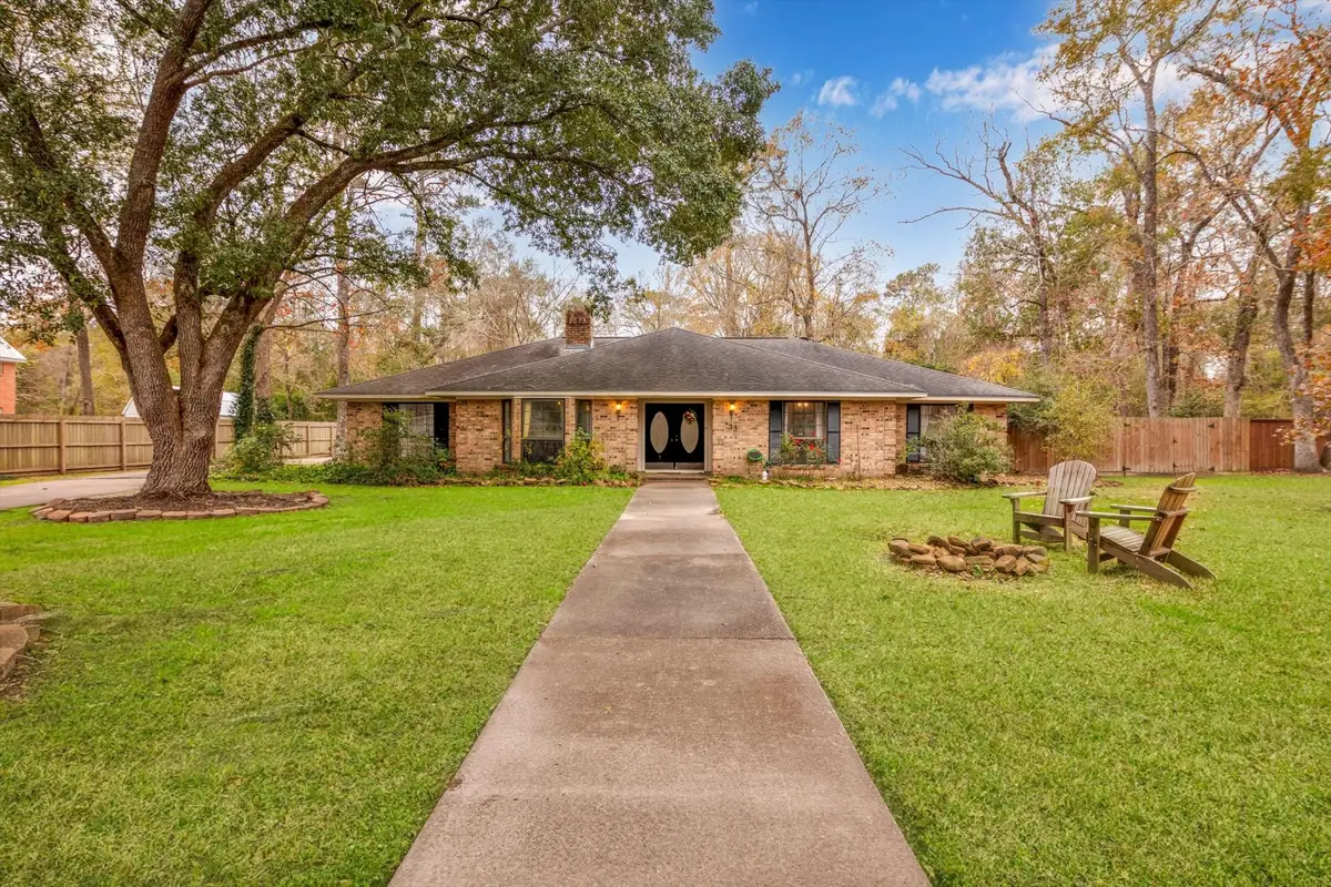 33 Little John Lane, Dayton, TX 77535 - Image #1