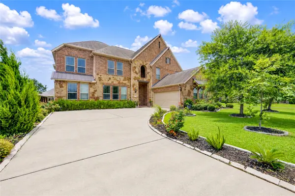 3077 Tradinghouse Creek Lane, League City, TX 77573