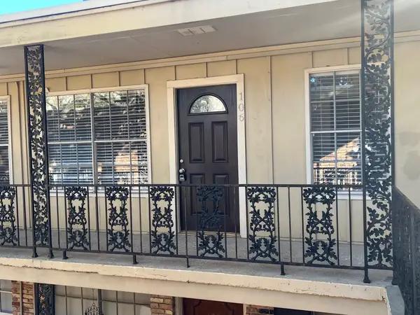 3224 Timmons Lane #106, Houston, TX 77027