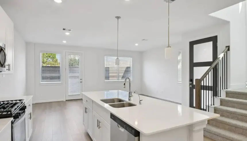 702 Sand Dollar Drive, Kemah, TX 77565 - #2