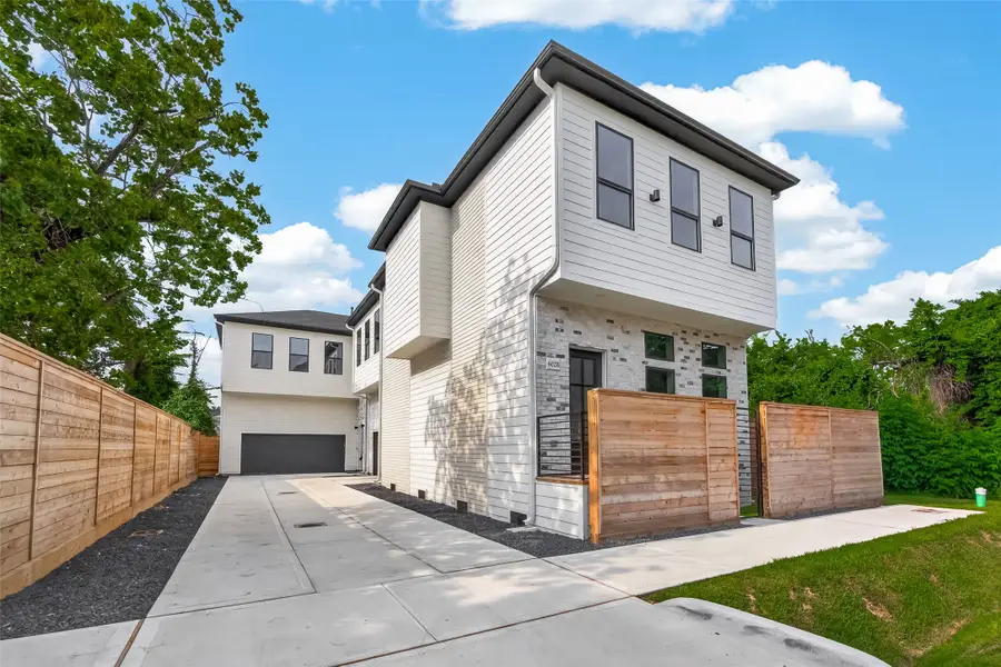602 Jewett Street #B, Houston, TX 77009 - #3