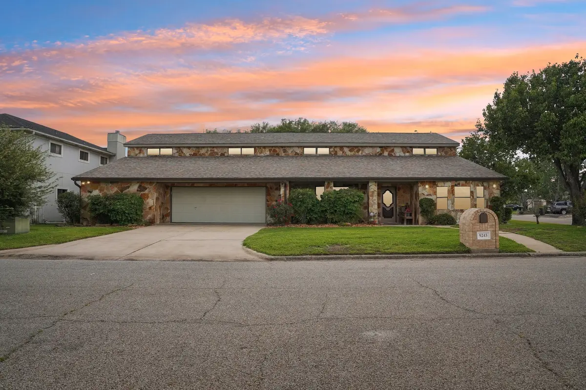 9243 Deepwater Drive, Montgomery, TX 77356 - #1