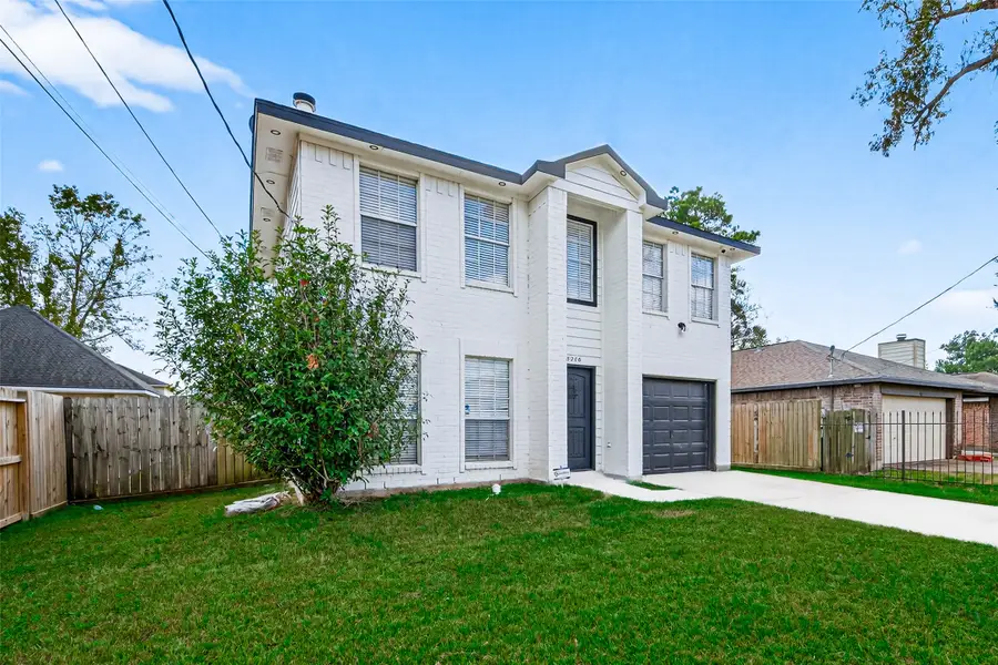 8206 Claiborne Street, Houston, TX 77078 - Image #2