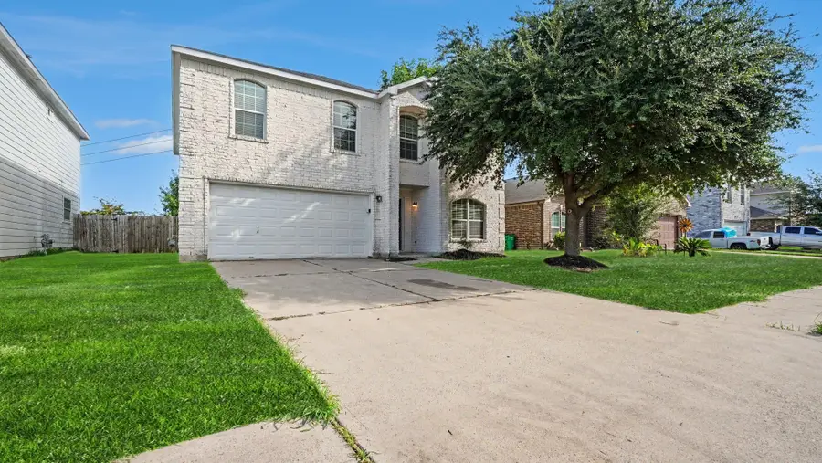 3803 Dogwood Trail, Baytown, TX 77521 - #2