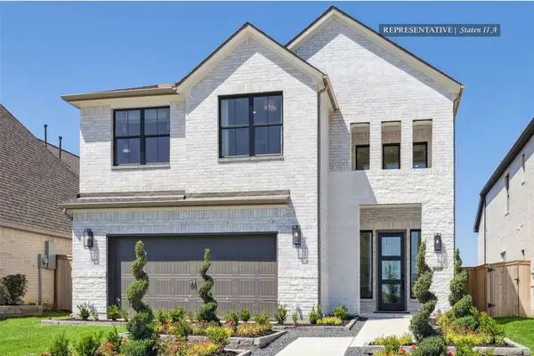 217 Yellow Rosewood Lane, New Caney, TX 77357